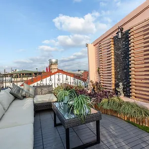 Hotel Romantic, Provincia di Istanbul