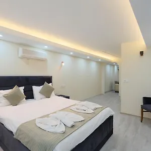 Berlin Nisantasi Hotel